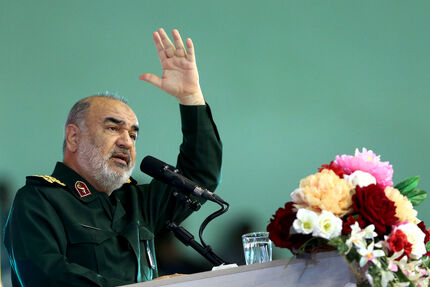 سردارسلامی: قرارگاه خاتم‌الانبیا بخش مهمی از آرایش ما در جنگ اقتصادی است