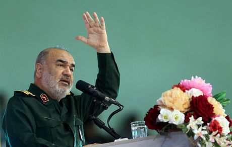 سردارسلامی: قرارگاه خاتم‌الانبیا بخش مهمی از آرایش ما در جنگ اقتصادی است