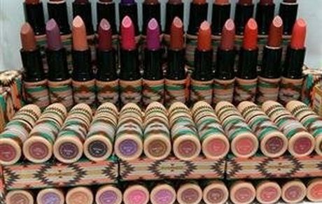 مصرف بالای لوازم آرایشی در ایران / ایرانی‌ها رتبه سوم منطقه را دارند