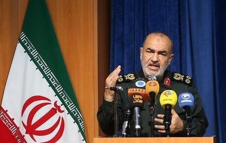 سردار سلامی: ایران امن و مستقل درحال پیشرفت است