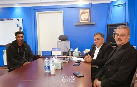 مهاجم تیم ملی قرقیزستان به استقلال پیوست