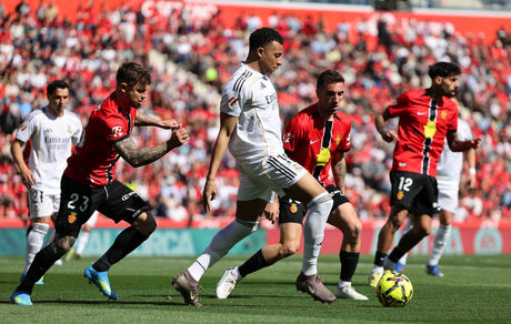 شکست رئال مادرید برابر قعرنشین / خیال بارسلونا برای قهرمانی راحت‌تر شد