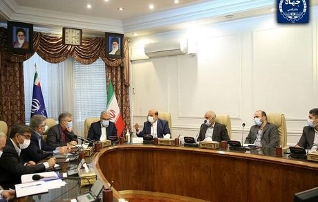 جهاددانشگاهی در اولویت تامین تجهیزات صنعت نفت/ ورود این نهاد برای ساخت دکل‌های دریایی