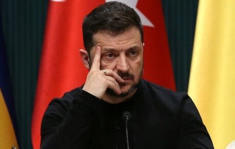 اعلام آمادگی رئیس جمهور اوکراین برای کناره گیری