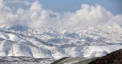 هشدار هواشناسی: احتمال بارش برف بیش از ۴۰ سانتیمتر در ارتفاعات / کوهنوردان از صعود بپرهیزند