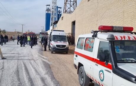 مسمومیت ۷۵ نفر بر اثر استنشاق گاز منوکسیدکربن در شهرک صنعتی راوند کاشان