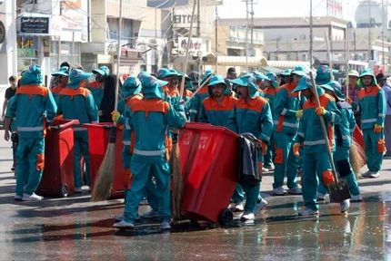 پاکبانان مشهدی در اعتراض به پرداخت نشدن مطالبات، تجمع کردند