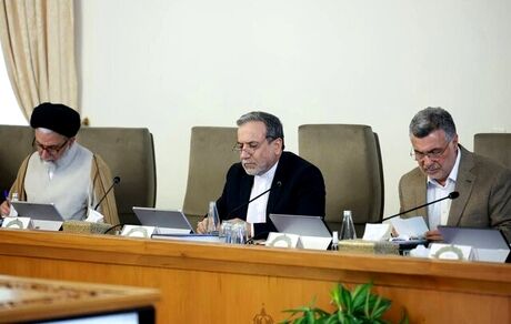 عراقچی: به زودی جواب مناسب به پیشنهاد آمریکا داده خواهد شد
