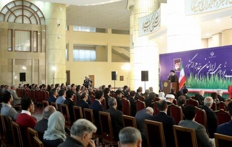 آمادگی داریم بسترهای بازگشت سرمایه‌گذاران و محصلان ایرانی خارج از کشور را فراهم کنیم