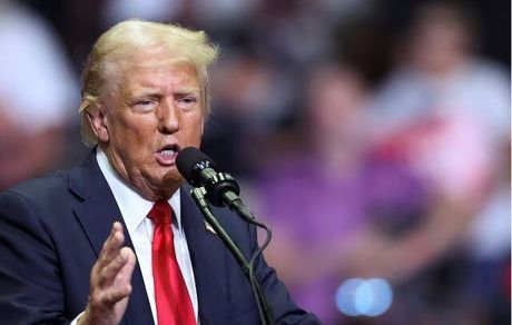 ترامپ: رئیس جمهور چین تمایلی به جنگ ندارد