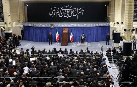 سپر پولادین اتحاد مردم و مسئولان و نیروهای مسلح نباید خدشه دار شود / از رئیس جمهور حمایت شود