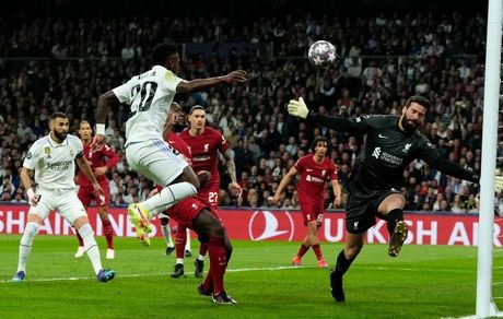 لیگ قهرمانان اروپا: رئال، لیورپول را دبل کرد و صعود کرد