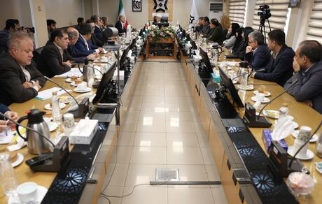 عارف: جمهوری اسلامی ایران پس از جنگ رمضان وارد مرحله جدیدی شده است