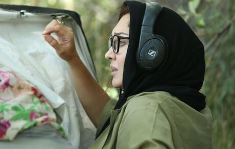 نیکی کریمی از علاقه مردم آذری زبان به فیلم «آتابای» ابراز خرسندی کرد