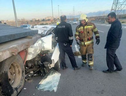 جان باختن راننده پژو پارس در تصادف با تریلی