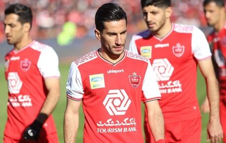 شیری: کیفیت چمن ورزشگاه آزادی افتضاح بود