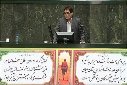مواضع روحانی در طراز رئیس‌جمهور نیست/ دولت از ذخایر ارزی خبر ندارد