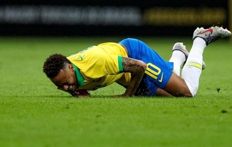 مصدومیت ، نیمار را یک ماه خانه‌نشین کرد