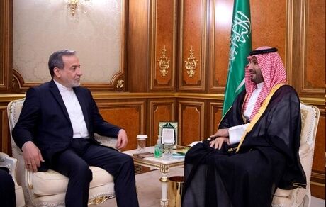 بن سلمان: عربستان مصمم به ادامه مسیر و توسعه روابط با ایران در همه عرصه‌ها است
