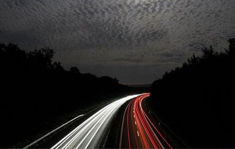 پلیس در تعقیب میلیاردر اهل چک بدلیل رانندگی با سرعت ۴۱۷ کیلومتر بر ساعت
