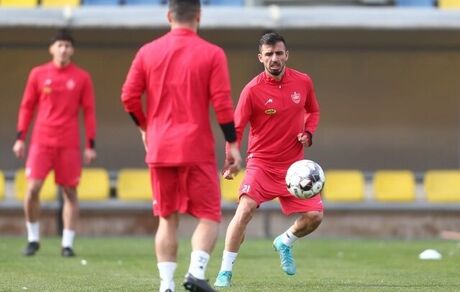 حضور ۴ ماهه یک مربی خارجی در پرسپولیس