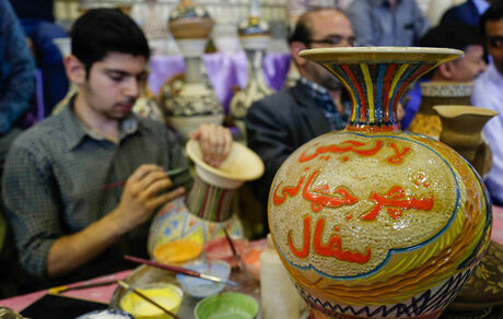 صادرات ۲۵ میلیون دلاری صنایع دستی استان همدان به خارج از کشور در یک سال اخیر