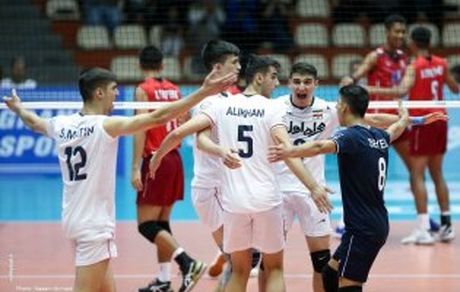 نایب قهرمانی نوجوانان والیبال ایران در آسیا/ جام در خانه نماند!