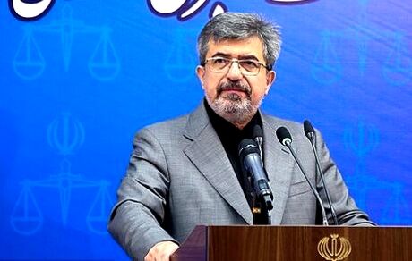 شخص متعرض به خانمی در مقابل یک مدرسه دستگیر و تفهیم اتهام شد / پیگیر موضوع بدحالی دانش آموزان هستیم