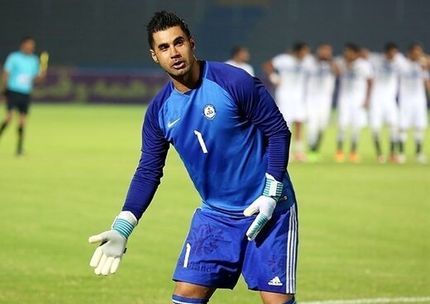دروازه‌بان جنجالی به استقلال بر می‌گردد