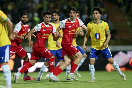 صعود موقت پرسپولیس به صدر جدول لیگ برتر با گل‌باران صنعت نفت در آبادان