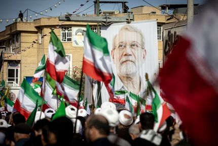 دعوت مجلس از مردم بای حضور در مراسم چهلمین روز شهادت علی لاریجانی