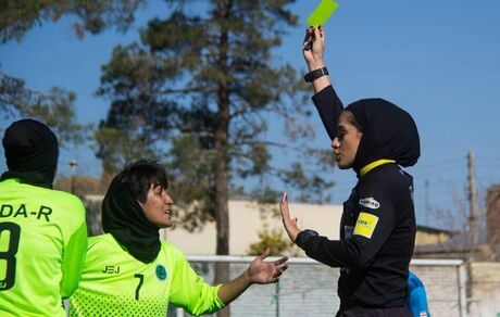 داوران هفته ششم لیگ برتر فوتبال بانوان