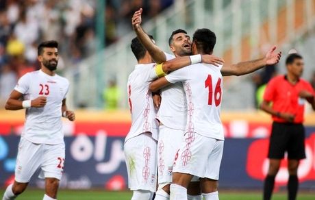 ایران ۱۴ گل زد، زنان از نزدیک دیدند