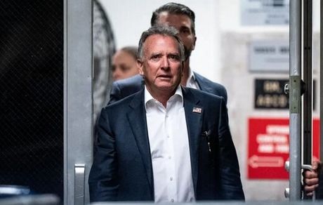 ویتکاف به امارات رفت