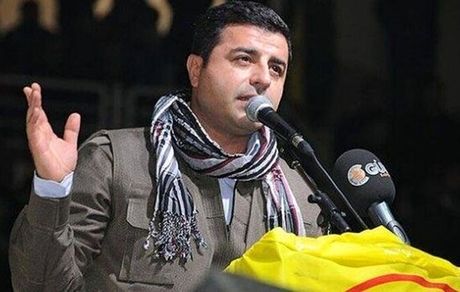 فعال سیاسی ترکیه از زندان از صحنه سیاست خداحافظی کرد