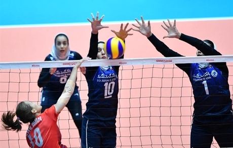 تیم ملی والیبال زنان ایران به چین باخت
