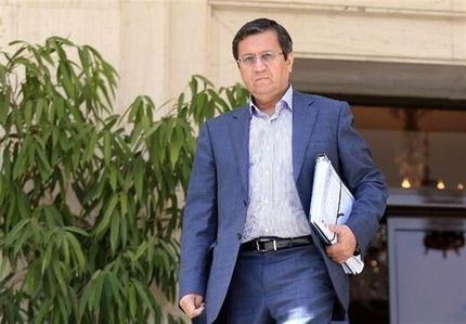 همتی: بانک مرکزی آماده اجرای سیاست «هدف‌ گذاری تورم» است