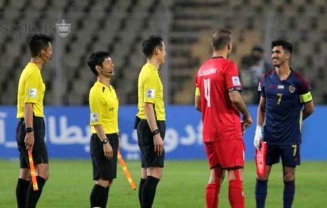 داور ژاپنی، داور بازی پرسپولیس و الریان قطر