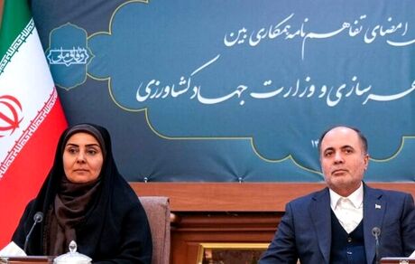 امضای تفاهم‌نامه احداث ۱۰۰ هزار واحد مسکونی ویژه کارکنان وزارت جهاد کشاورزی در مناطق شهری