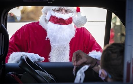 گزارش‌تصویری| کریسمس ۲۰۲۱ با طعم کرونا!