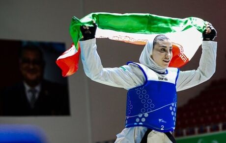 اولین مدال طلای تاریخ تکواندوی زنان ایران را ناهید کیانی در باکو کسب کرد