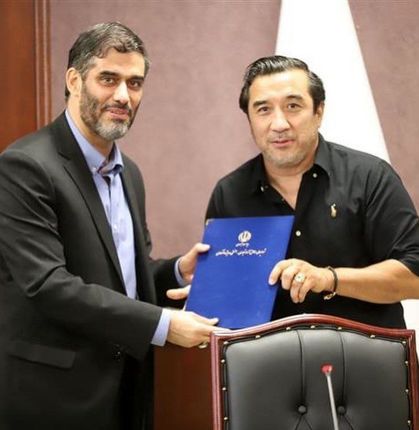 خداداد عزیزی در مناطق آزاد پست گرفت