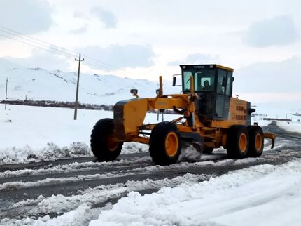بارش ۴۰ سانتی برف در محورهای شهرستان پاوه