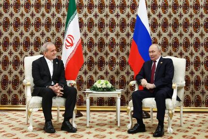 پزشکیان: انتظار داریم طرف روس توافقات را نهایی کند / پوتین: سلام گرم مرا به رهبری برسانید