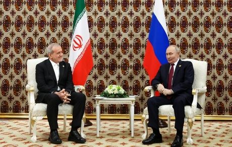 پزشکیان: انتظار داریم طرف روس توافقات را نهایی کند / پوتین: سلام گرم مرا به رهبری برسانید