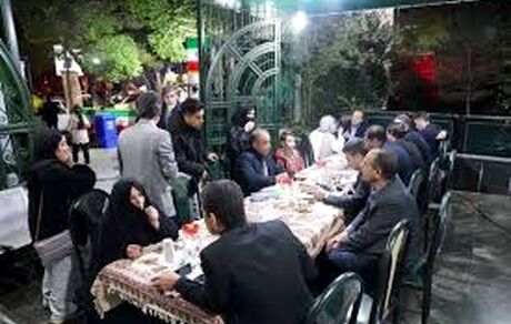اصفهان در صحنه، از میز خدمت بانک مسکن تا شب‌های اتحاد
