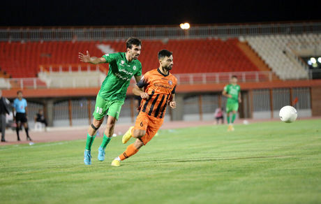 ذوب آهن بعد از ۹ هفته برد