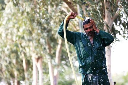 رطوبت در برخی شهرهای استان خوزستان به ۹۹ درصد رسید