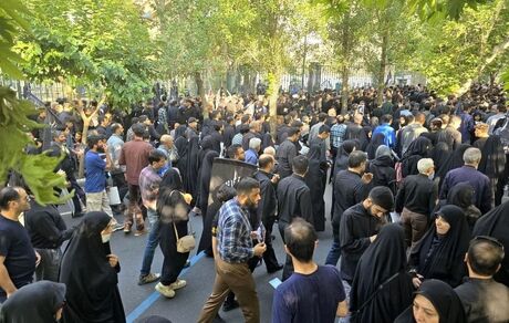 شروع مراسم وداع تهرانی ها با رییس جمهور شهید