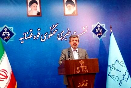 سخنگوی قوه قضاییه: منتظر نظر قطعی پزشکی قانونی درخصوص فوتی‌های مصرف مشروبات الکلی هستیم